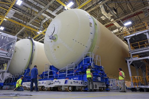 Artemis III Liquid Hydrogen Tank Moves to Final Assembly