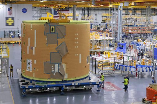 Artemis III Intertank Moves to Vertical Assembly Building for Forward Join