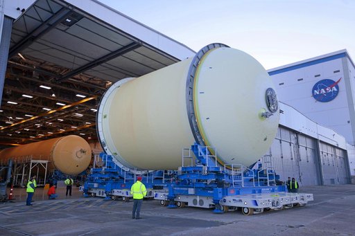 Artemis III Liquid Oxygen Tank Prepares for Forward Join