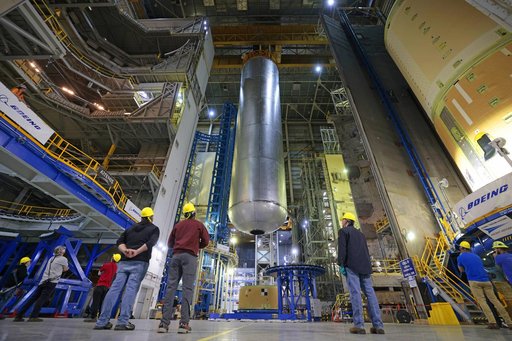 Fourth Liquid Hydrogen Tank for NASA’s Space Launch System Rocket Assembled