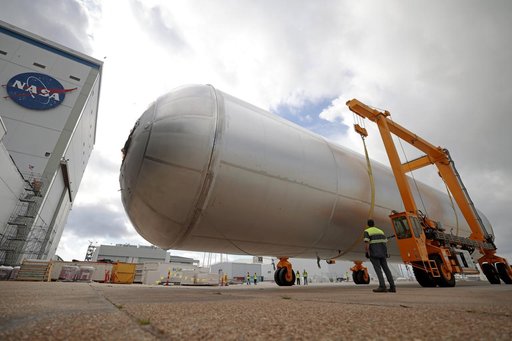 Artemis IV Liquid Hydrogen Tank Prepares for Non-Destructive Evaluation