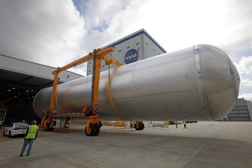 Artemis IV Liquid Hydrogen Tank Prepares for Non-Destructive Evaluation