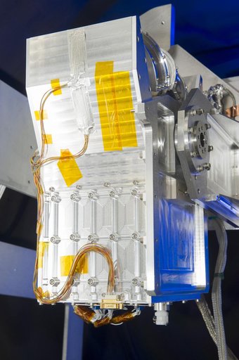 Dual Ion Spectrometer (DIS) engineering test unit