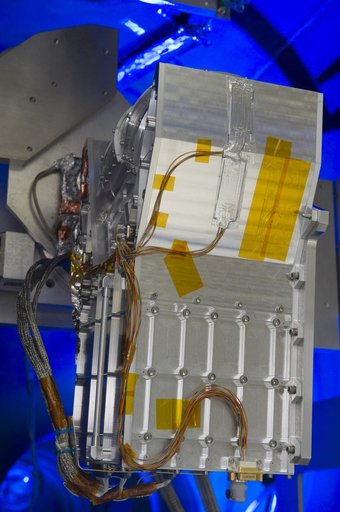 Dual Ion Spectrometer (DIS) engineering test unit