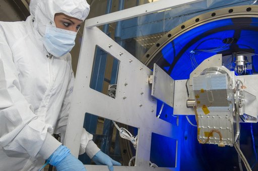 Dual Ion Spectrometer (DIS) engineering test unit