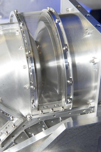 Dual Ion Spectrometer (DIS) engineering test unit