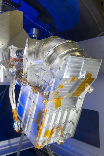 Dual Ion Spectrometer (DIS) engineering test unit