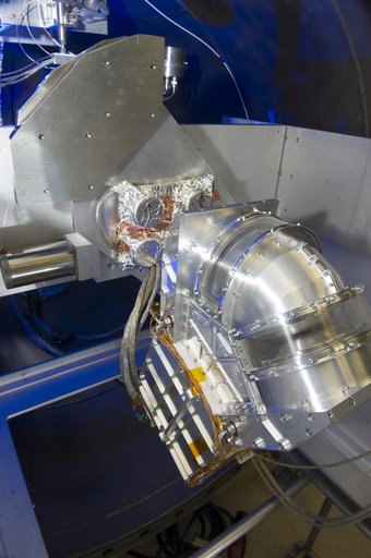 Dual Ion Spectrometer (DIS) engineering test unit
