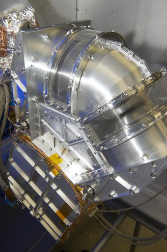 Dual Ion Spectrometer (DIS) engineering test unit
