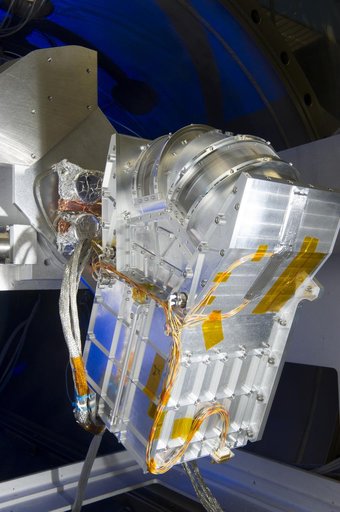 Dual Ion Spectrometer (DIS) engineering test unit
