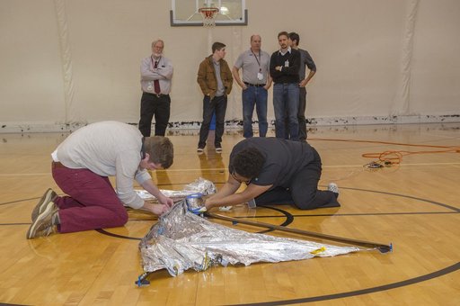 ENGINEERING DEVELOPMENT UNIT SOLAR SAIL