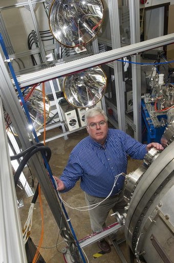 THE HIGH INTENSITY SOLAR ENVIRONMENT TEST SYSTEM