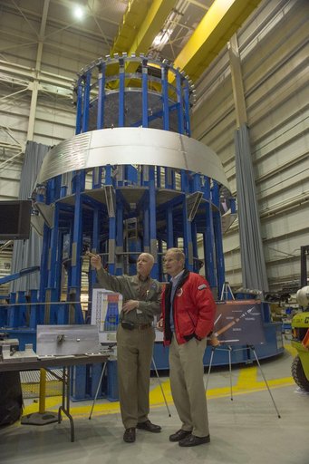U.S. SENATOR BILL NELSON AT FRICTION STIR WELD LAB