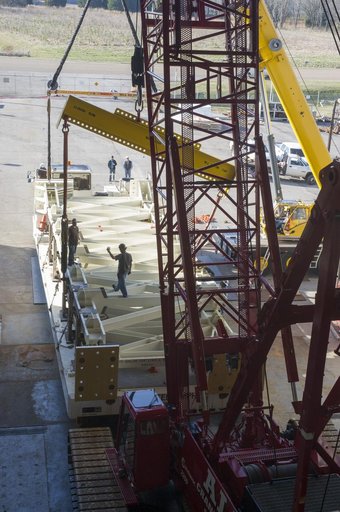 EAST TOWER PANEL ERECTION