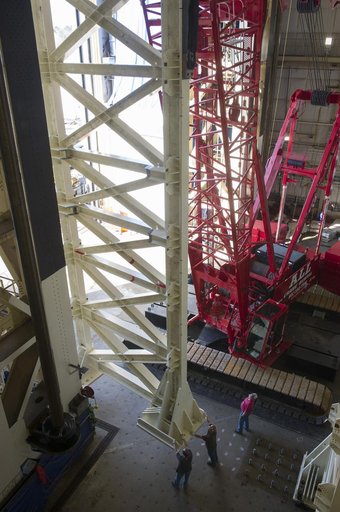 EAST TOWER PANEL ERECTION