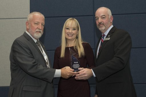 Mary J. "Niki" Werkheiser presented Space Technology Award