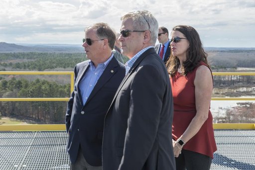Senator Doug Jones (D-AL) Tour of MSFC Facilities