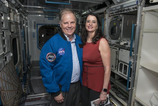 Senator Doug Jones (D-AL) Tour of MSFC Facilities