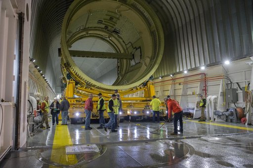 The SLS Stages Intertank Structural Test Assembly (STA) arrives at MSFC