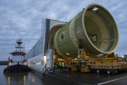 The SLS Stages Intertank Structural Test Assembly (STA) arrives at MSFC.