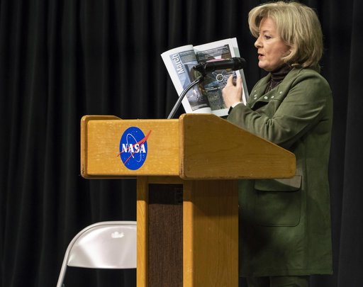 MSFC Director Jody Singer Conducts All Hands Regarding Furlough