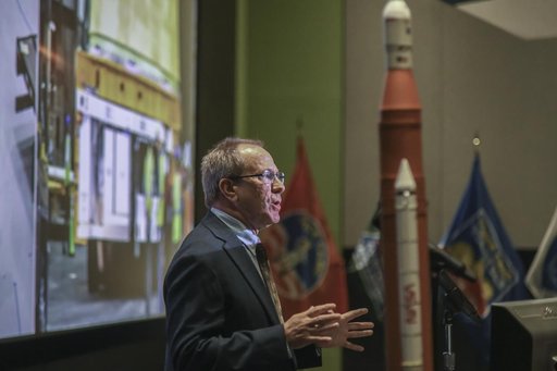 David Beaman, SLS Systems Engineering and Integration Manager, addresses audience at Chamber Media Briefing at USSRC, 1 of 3