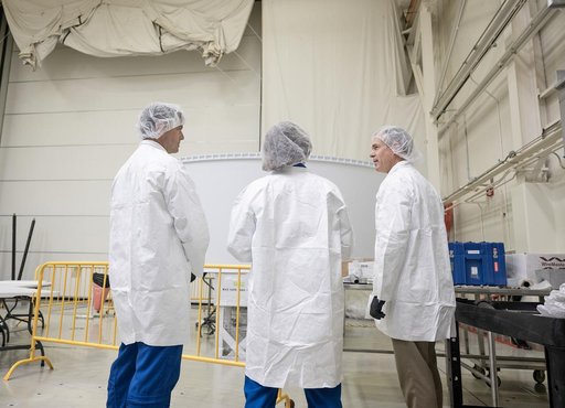 ARTEMIS II CREW VISIT