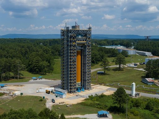 MSFC_070919_SLS_LH2_STA_In_Stand_1