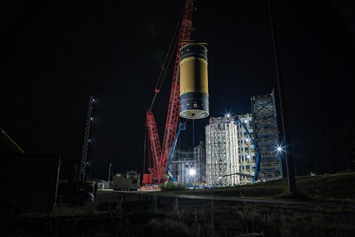 NASA Crews Place Final SLS Rocket Structural Test Article into M