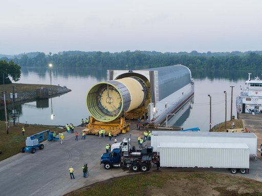 MSFC_070919_SLS_LOX_STA_Unload-12
