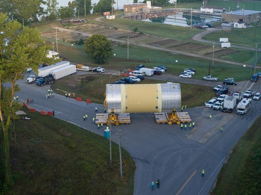 MSFC_070919_SLS_LOX_STA_Unload-14