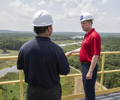 NASA Administrator Jim Bridenstine visits Marshall Space Flight