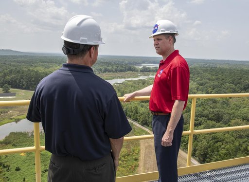 NASA Administrator Jim Bridenstine visits Marshall Space Flight