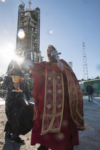 Expedition 51 Soyuz Blessing