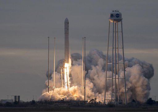 Orbital ATK CRS-8 Launch