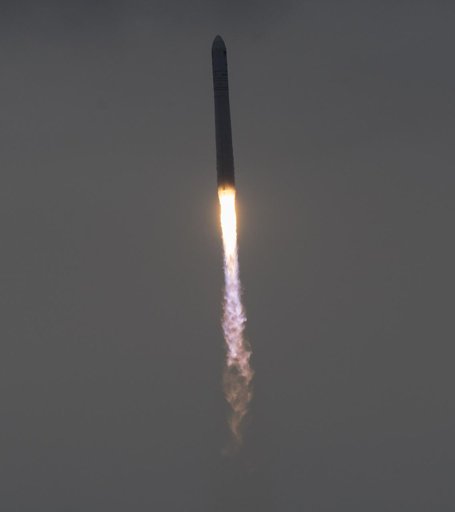 Orbital ATK CRS-8 Launch