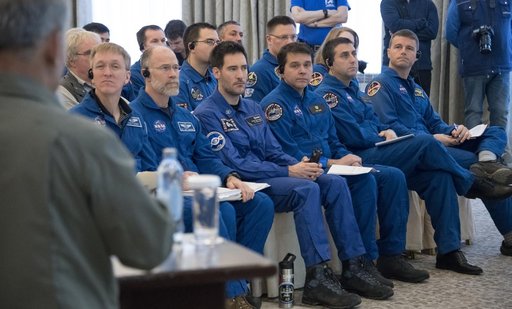 Expedition 53 Landing Preparations