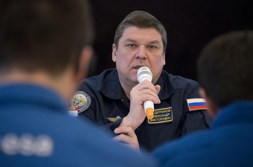 Expedition 53 Landing Preparations