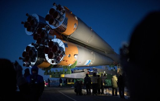 Expedition 54 Soyuz Rollout