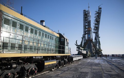Expedition 54 Soyuz Rollout