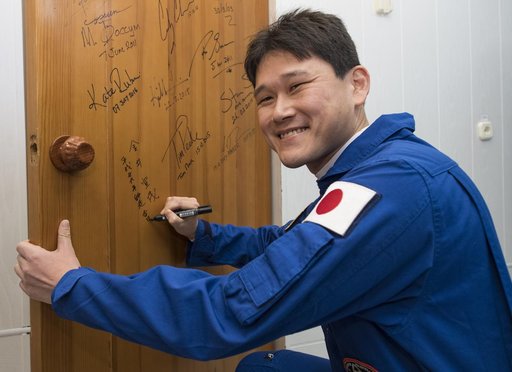 Expedition 54 Preflight