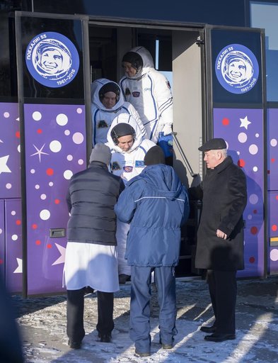 Expedition 54 Preflight