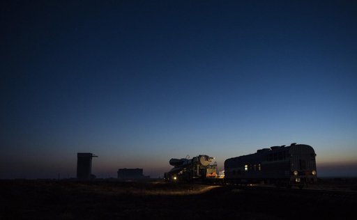 Expedition 55 Soyuz Rollout