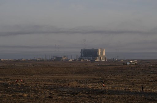 Expedition 55 Soyuz Rollout