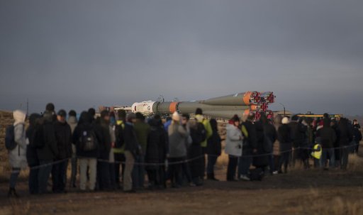 Expedition 55 Soyuz Rollout