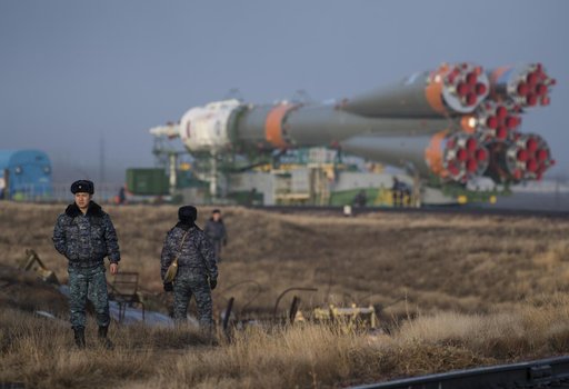 Expedition 55 Soyuz Rollout
