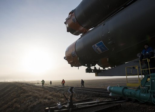 Expedition 55 Soyuz Rollout