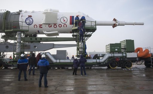 Expedition 55 Soyuz Rollout