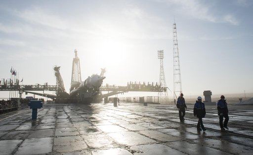 Expedition 55 Soyuz Rollout