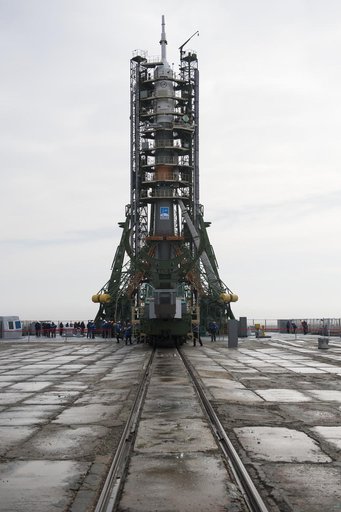 Expedition 55 Soyuz Rollout